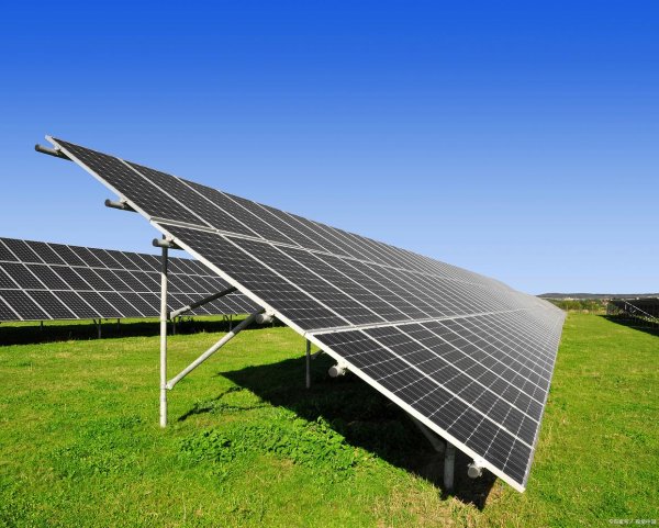 鼎冠配资 最高3521%关税剑指中国？特朗普又在中国面前，选了必败的打法