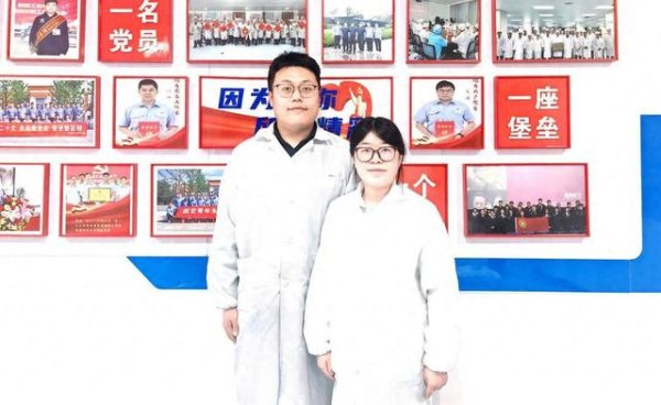 胜亿优配 航空夫妻档的浪漫坚守