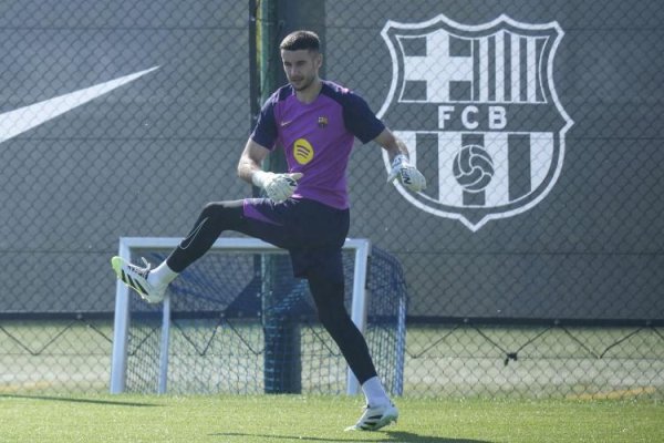 神机策 每体评霍安-加西亚：21世纪巴萨仅他和布拉沃首秀赢球+零封